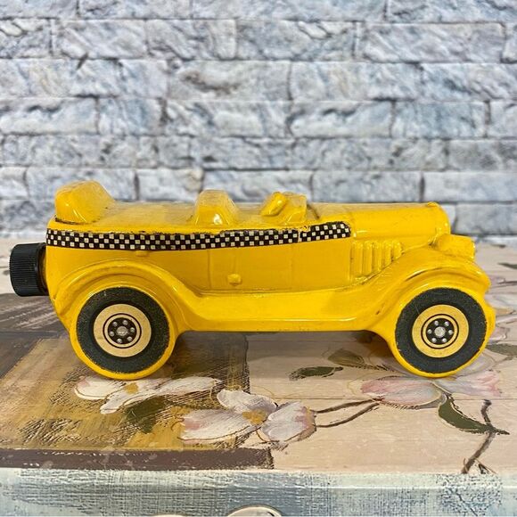 Vintage Avon Checker Cab Aftershave Decanter Cologne Bottle - Picture 6 of 6